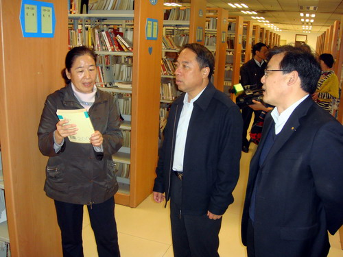 https://www.jju.edu.cn/images/13/12/10/1rvvo95iln/FEFADE7C625DF6D9DD2420431729F5F8.jpg