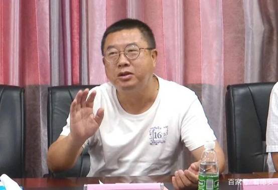 陈晓松.jpg